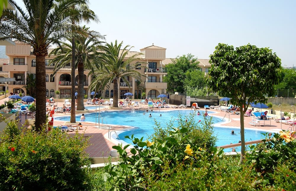 Hotel Puente Real 1