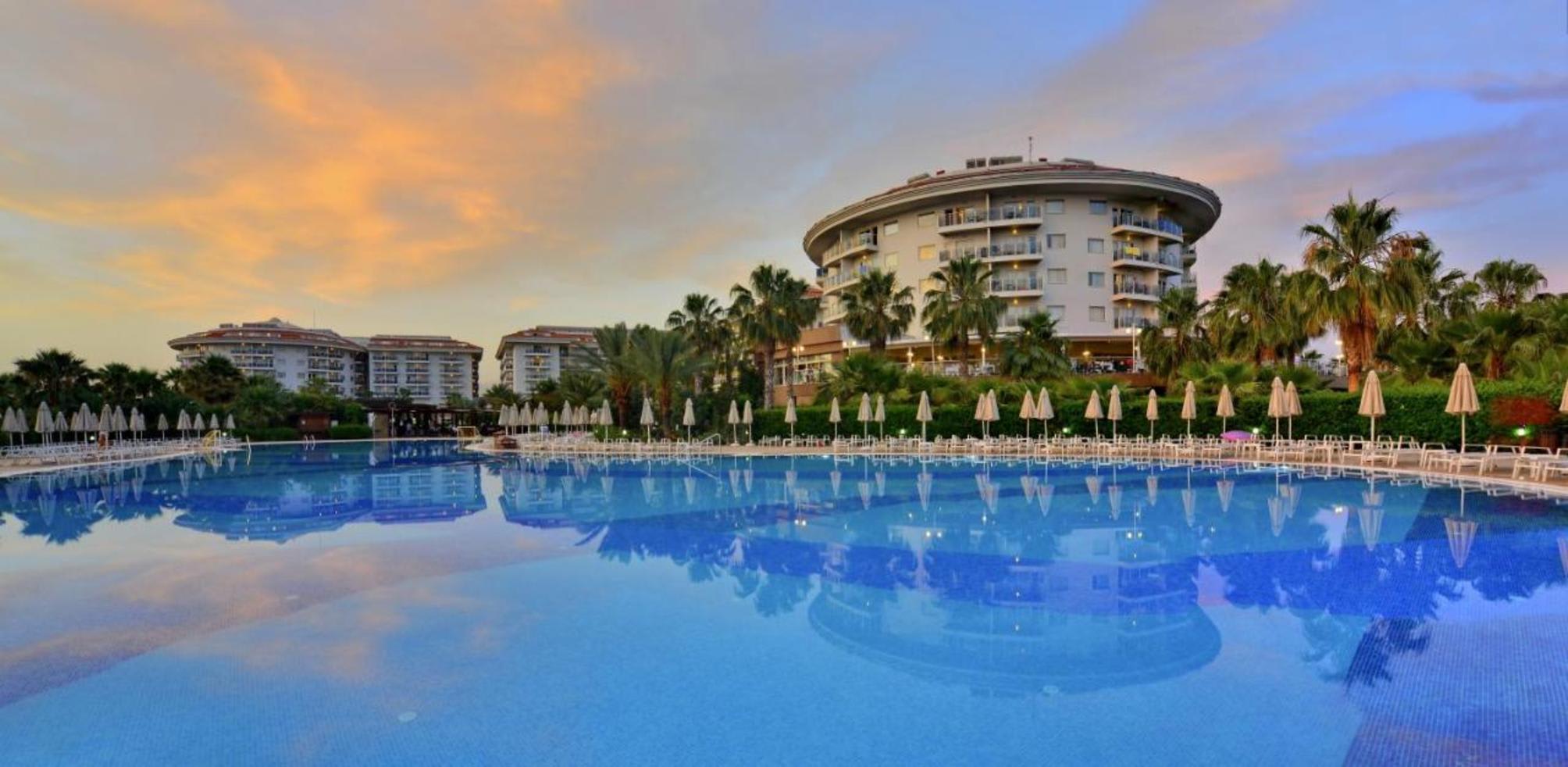 Seaden Sea World Resort & Spa 1