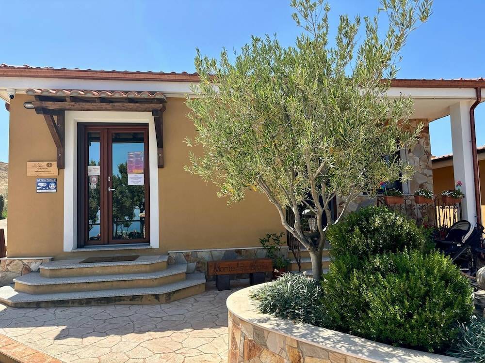 Agriturismo Monte Istulargiu 2