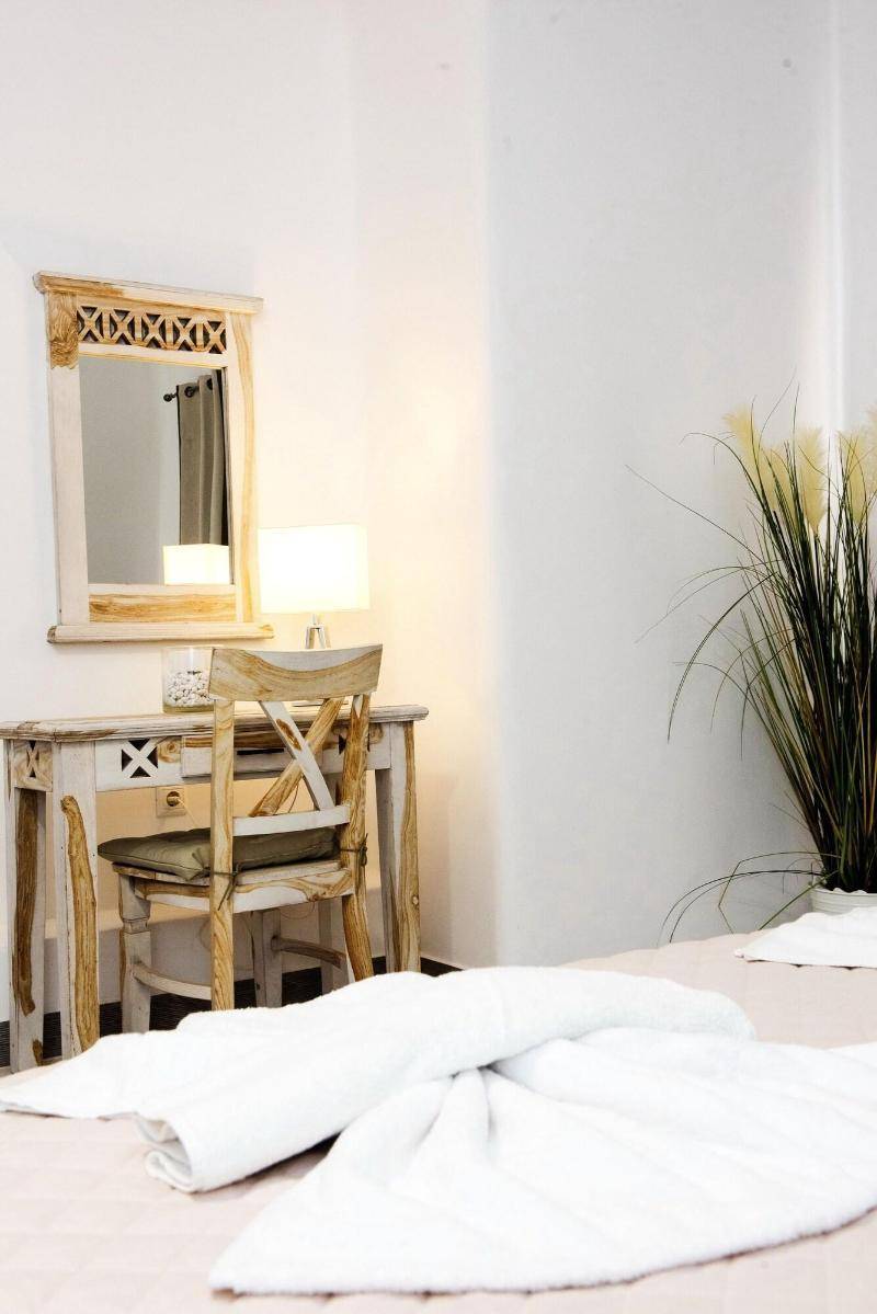 HAPPY APARTMENTS MYKONOS 2