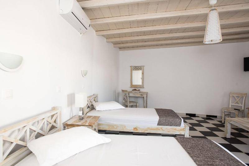HAPPY APARTMENTS MYKONOS 1