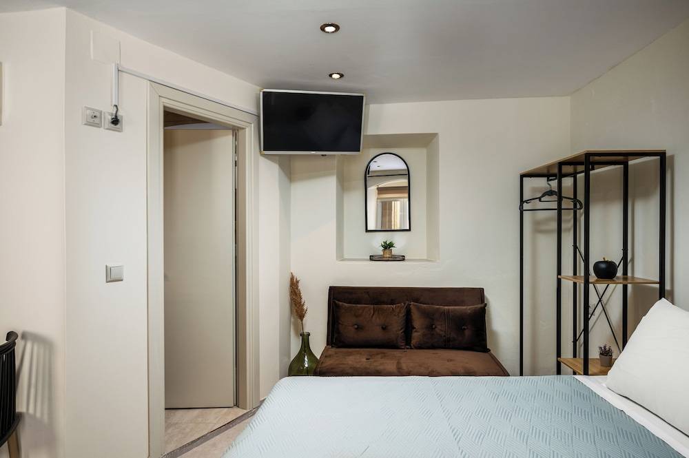Palazzo Apartment by Corfu Escapes 2