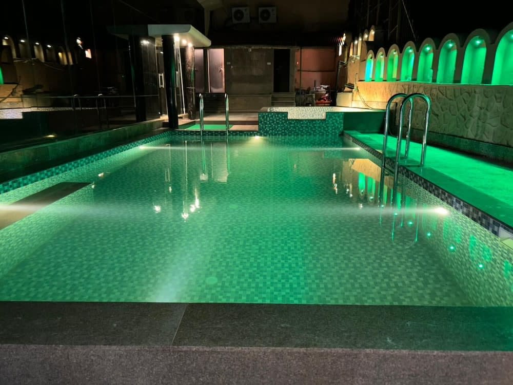 Hotel Royale Palace 1