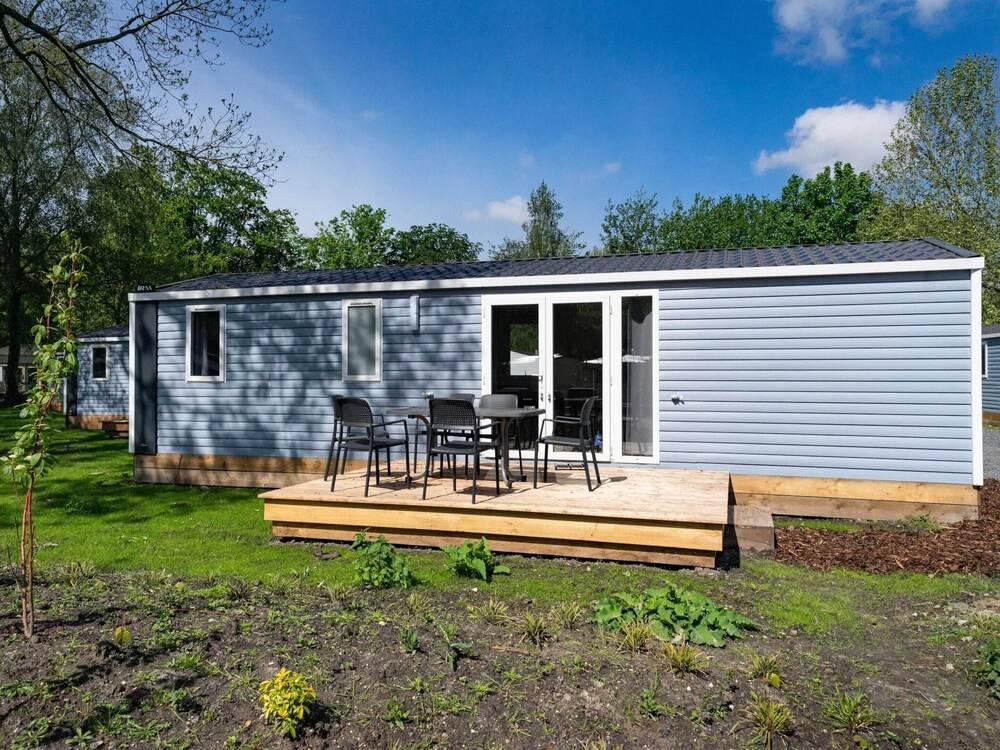 Well-maintained Chalet Near Amsterdam 1