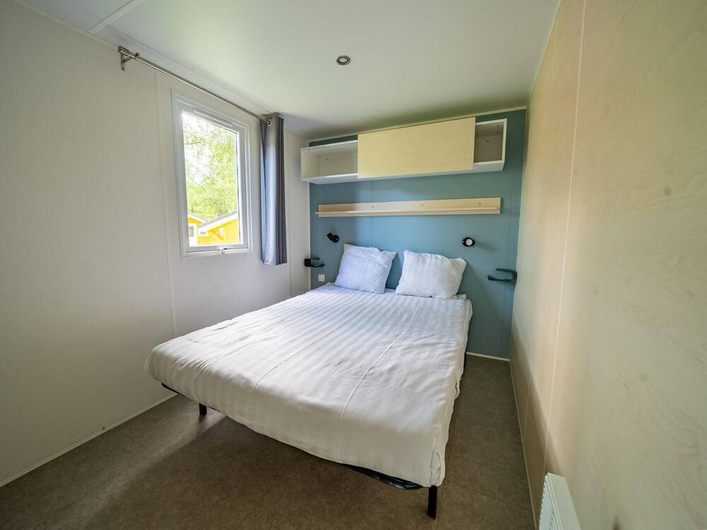 Well-maintained Chalet Near Amsterdam 2
