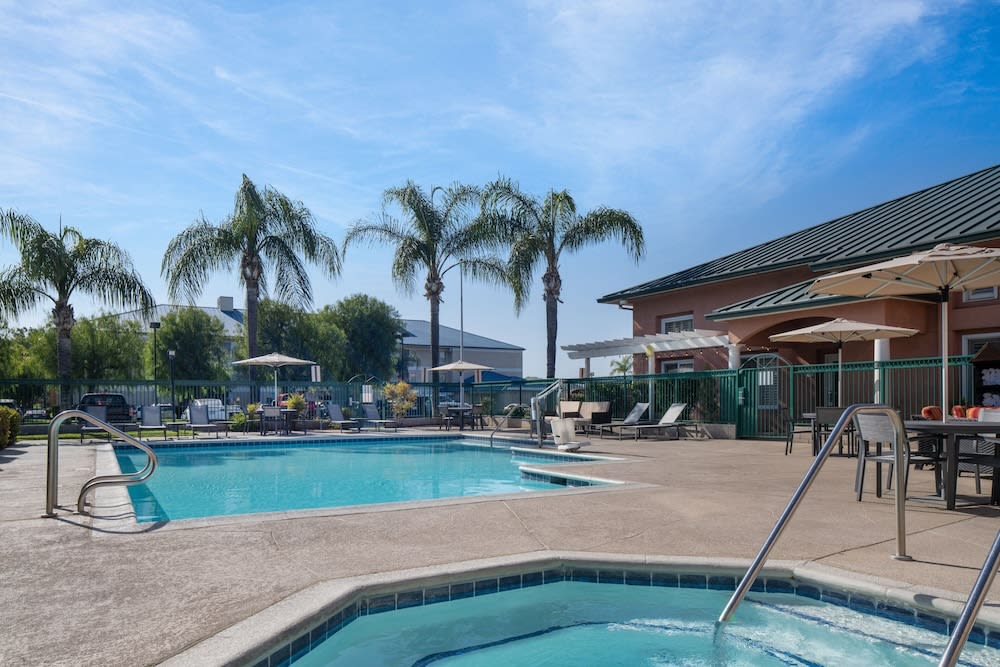 Residence Inn by Marriott Santa Clarita Valencia 1