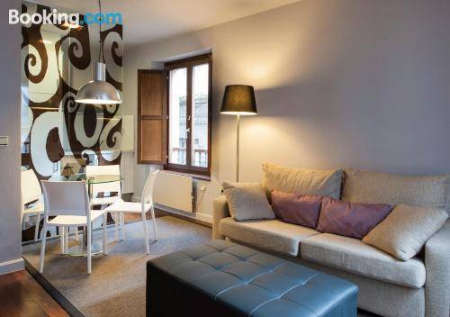 MyHouseSpain - Apartamentos Moros 41 2