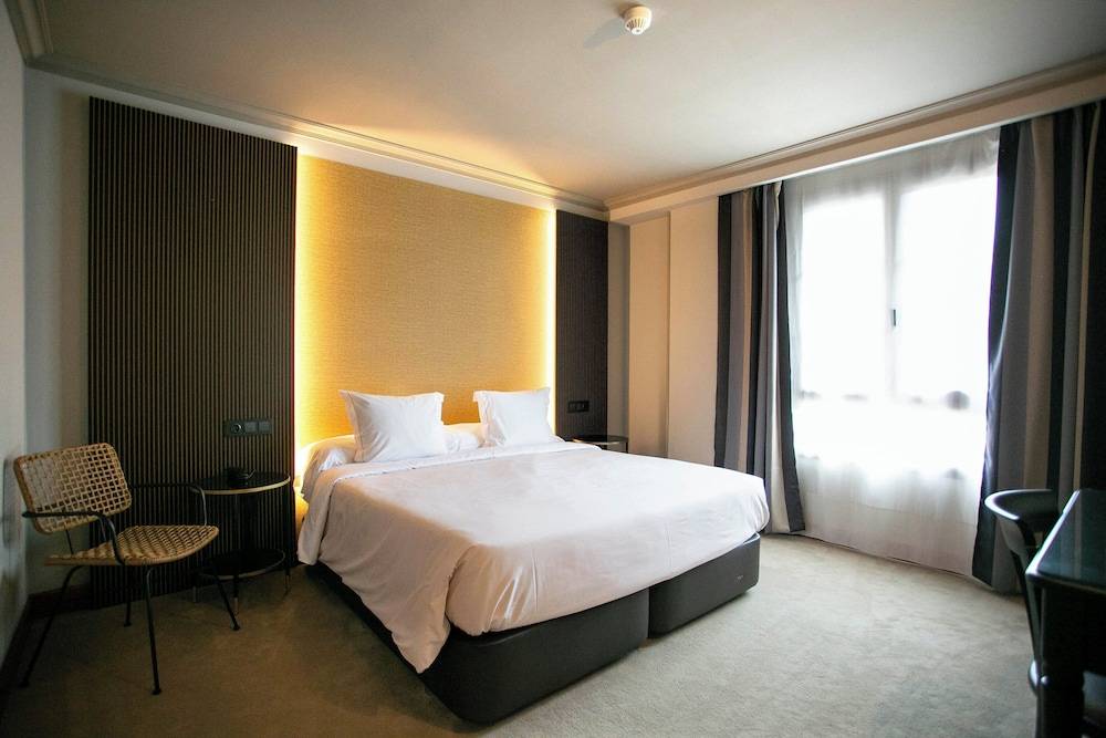 Hotel Sercotel Ciudad de Oviedo 1