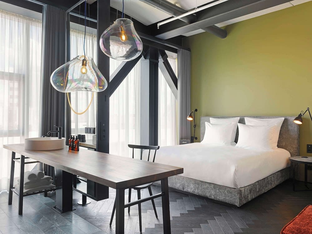 east Hotel Hamburg 1