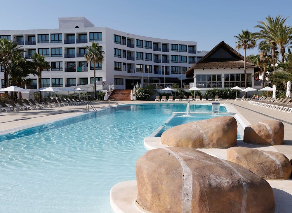 Marvell Club Hotel & Apartments 1