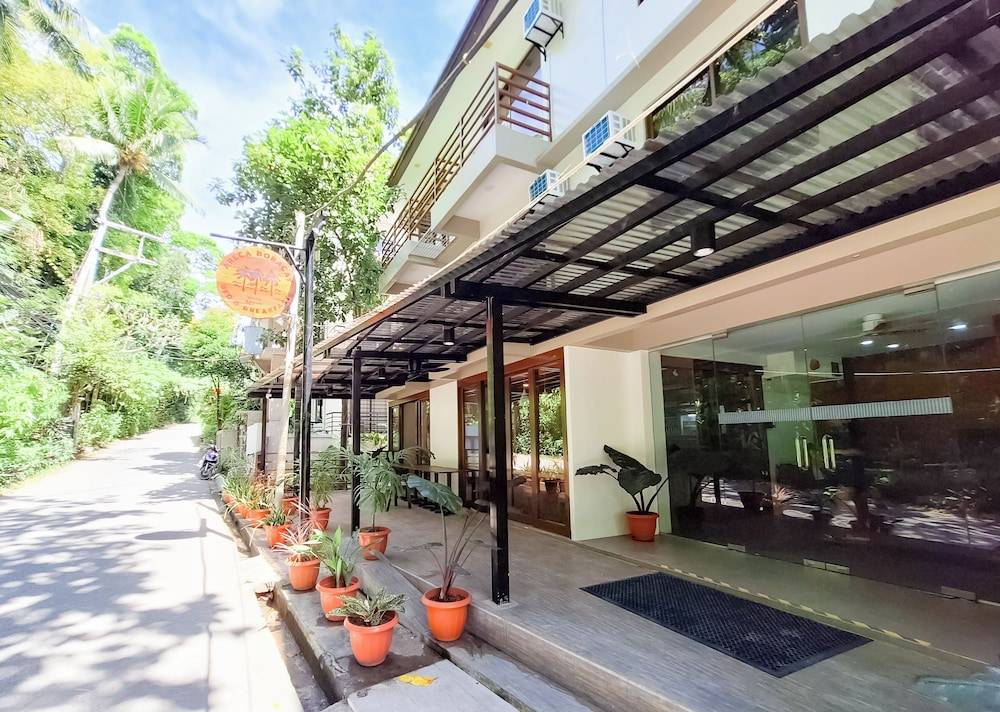 Areca Boracay Bed & Breakfast 1