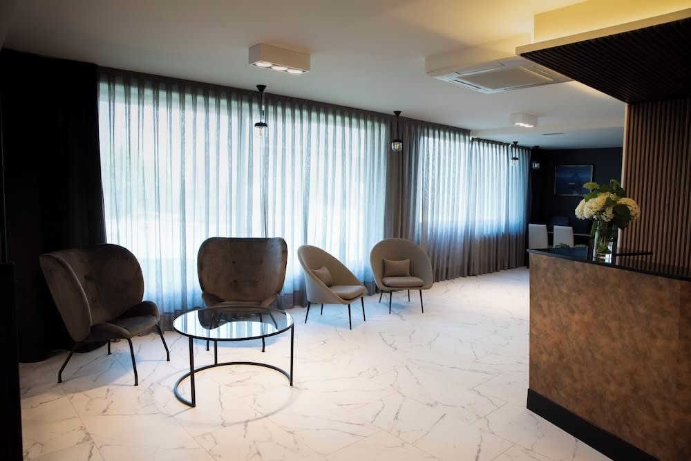 Hotel Avenida 2