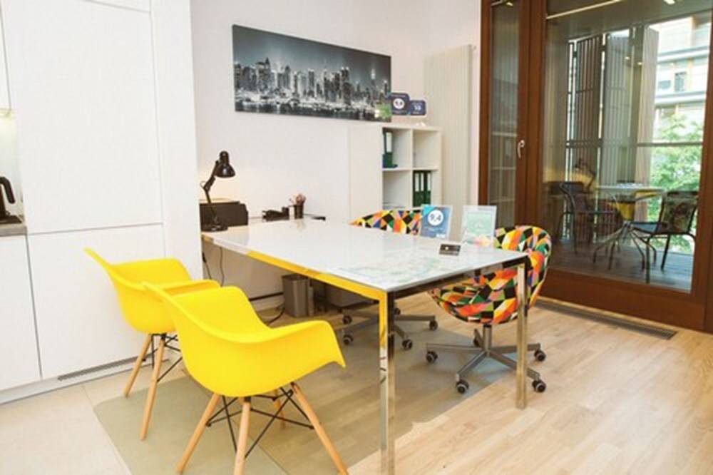 Aparthotel Warsaw Hub 2