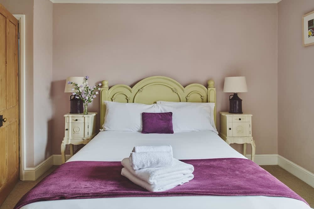 Rathbone Cottage 2