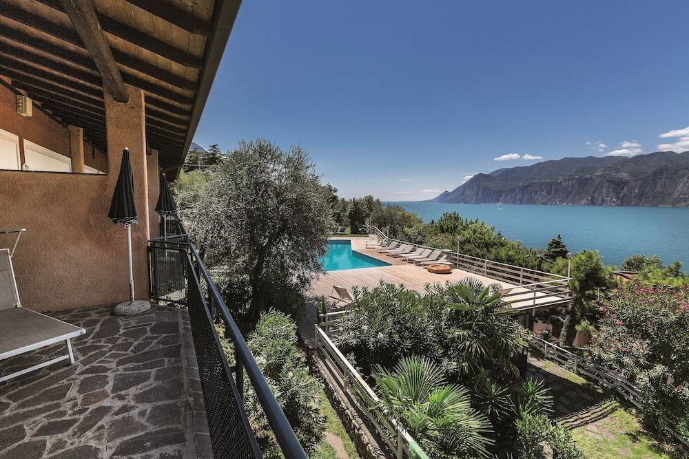 Residence Parco Lago di Garda 1