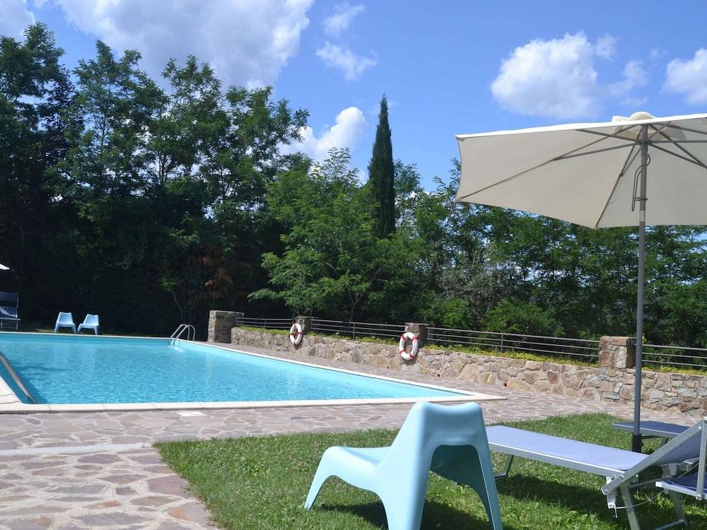 Tuscan Stay in Wine Country 1