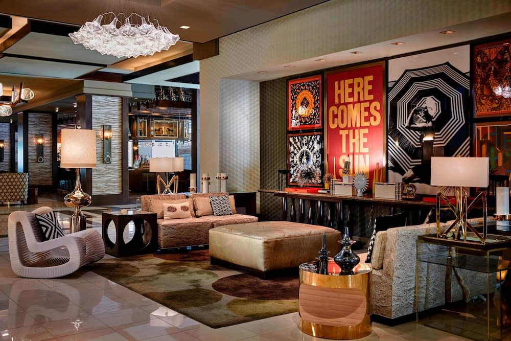 Renaissance Phoenix Downtown Hotel 2