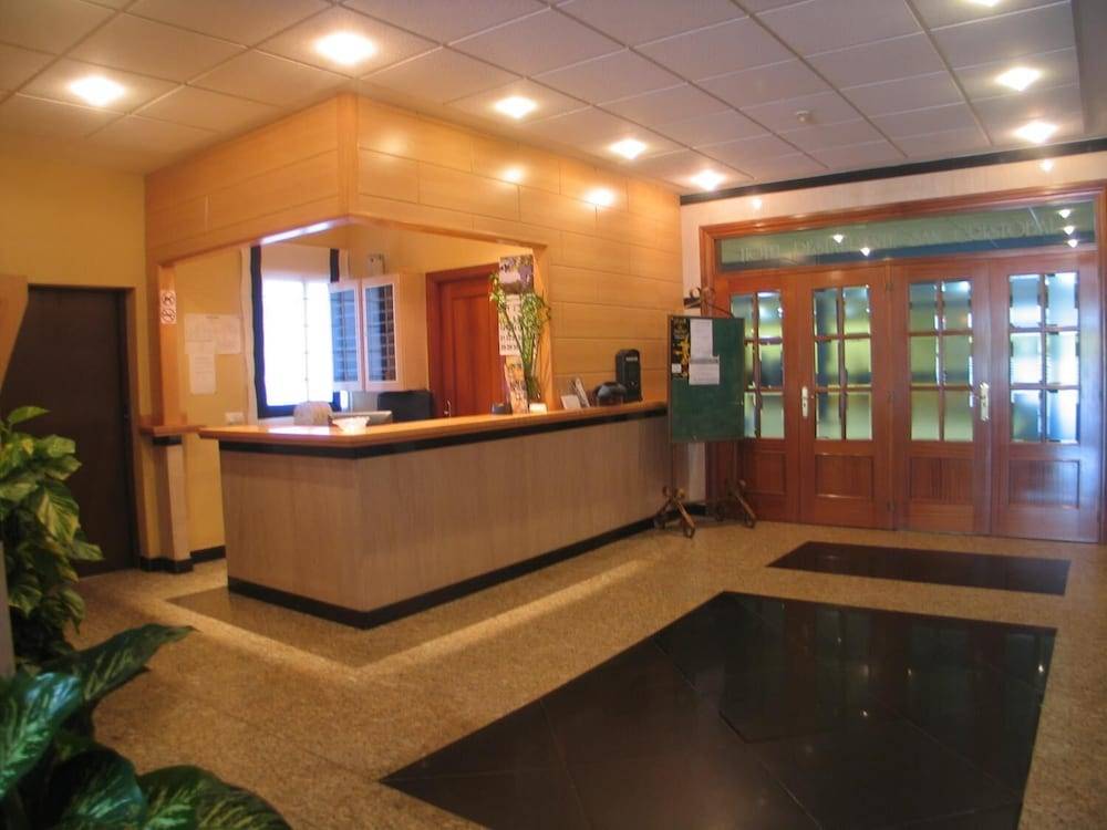 Hotel San Cristobal 2