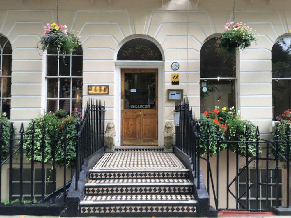 George Hotel 1