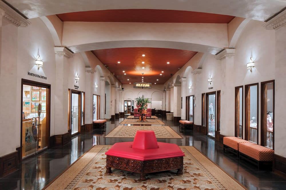 The Royal Hawaiian, A Luxury Collection Resort, Waikiki 2
