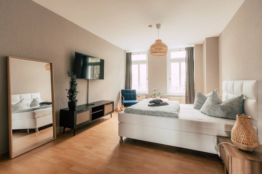 Luga Homes - Stadthaus 2
