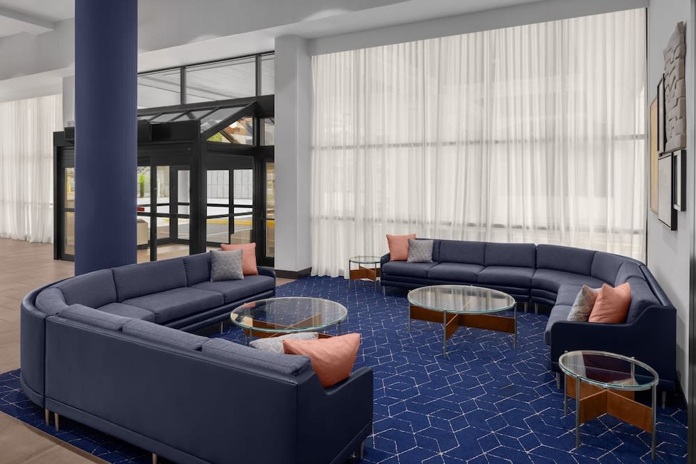 Courtyard by Marriott Pittsburgh University Center 2