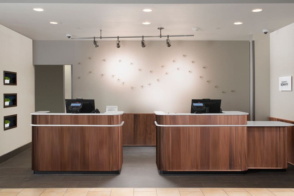 Courtyard by Marriott Galveston Island 2