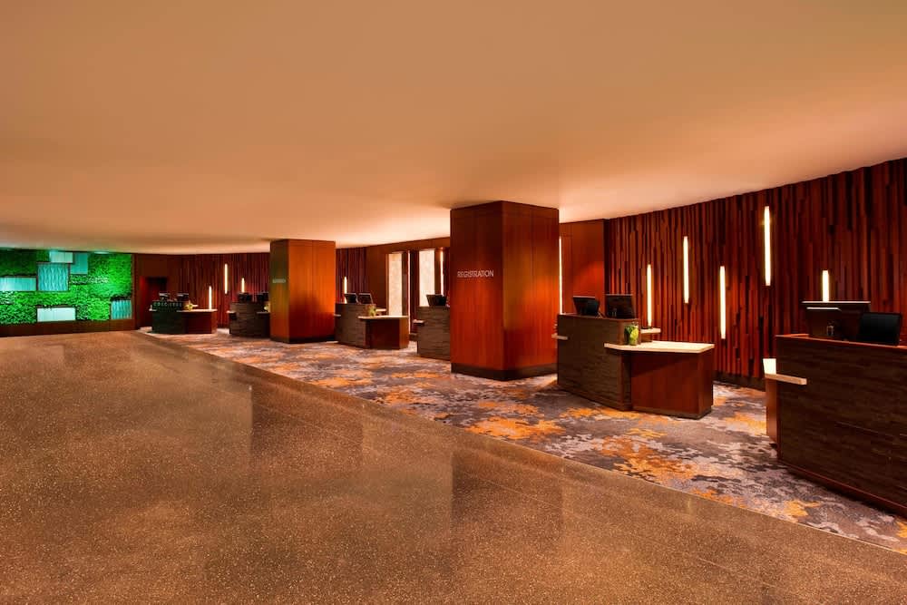 The Westin Peachtree Plaza, Atlanta 2