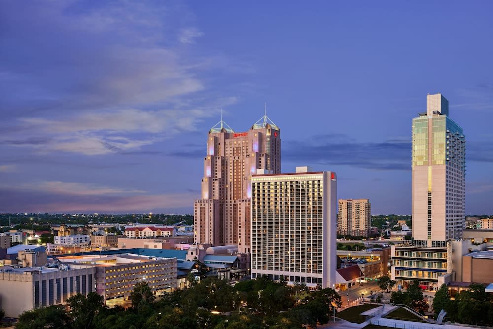 San Antonio Marriott Rivercenter on the River Walk 1