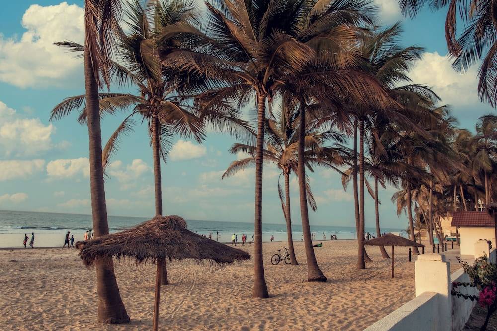 Bungalow Beach Hotel 1