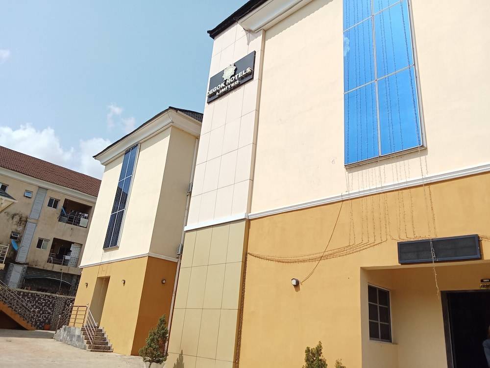 Degok Hotel 1