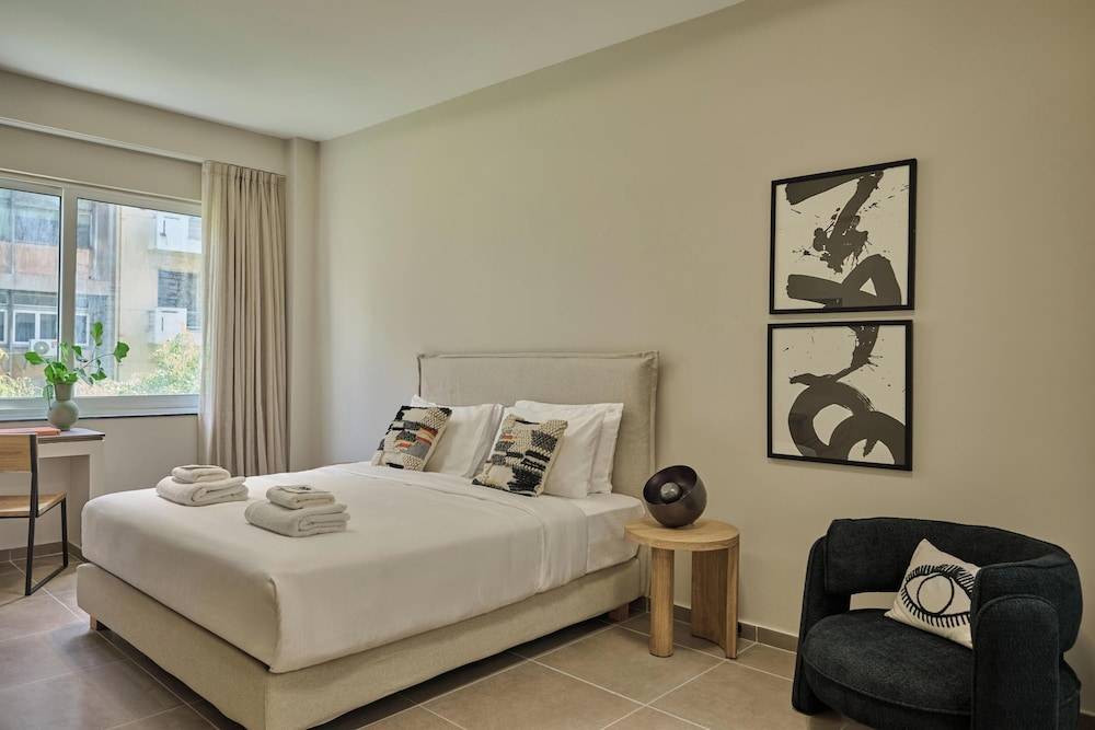 Finders Akadimias Suites 2