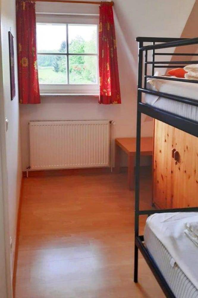 Ferienwohnungen Blaues Haus, Putbus 2