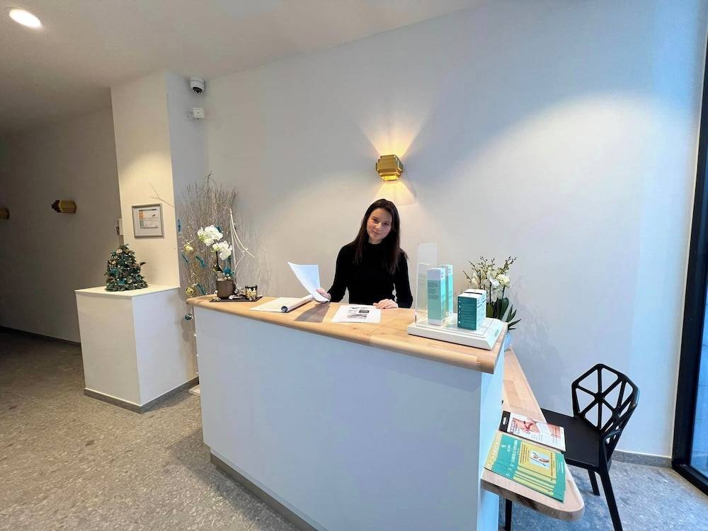 Agora Wellness suites 1