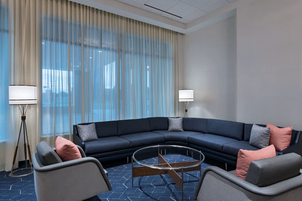 Courtyard by Marriott Dallas Frisco 2