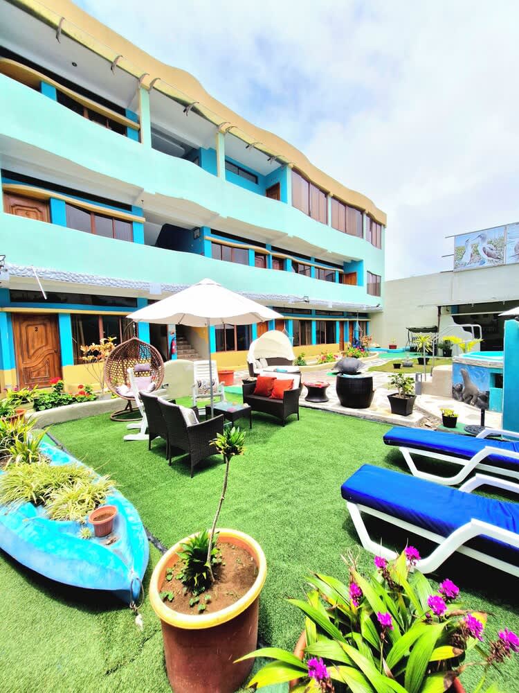 Galápagos Eco Friendly 1