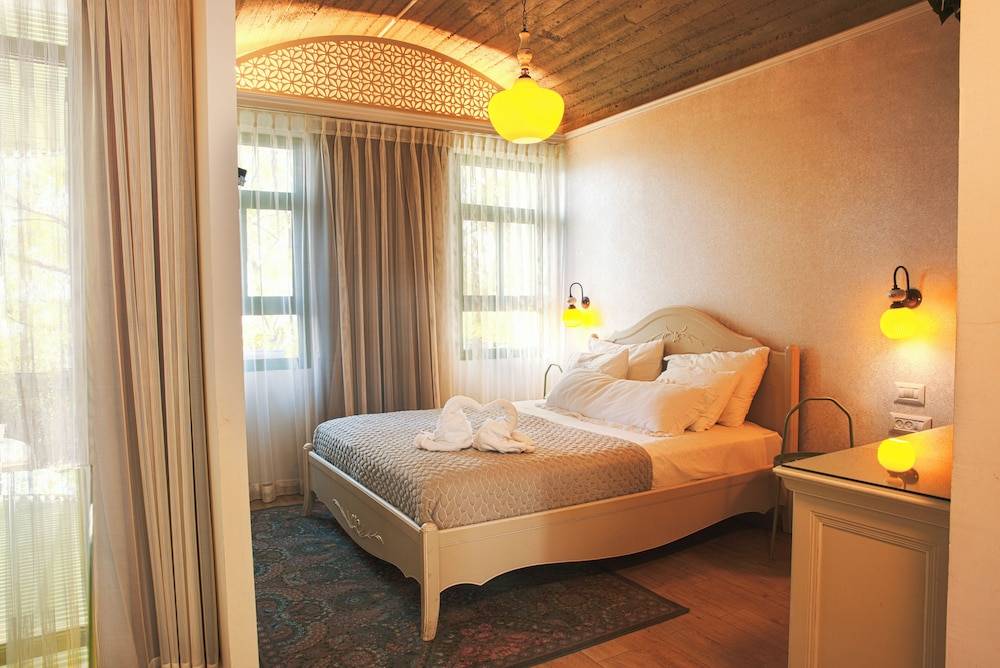Neve Shalom Hotel 1