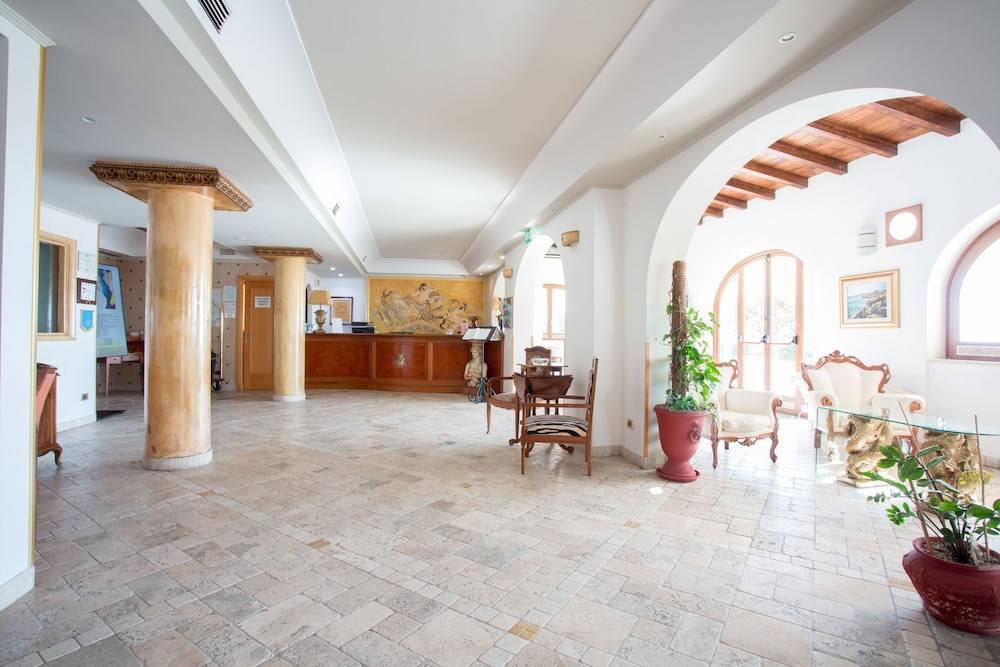 Hotel Tritone Lipari 2