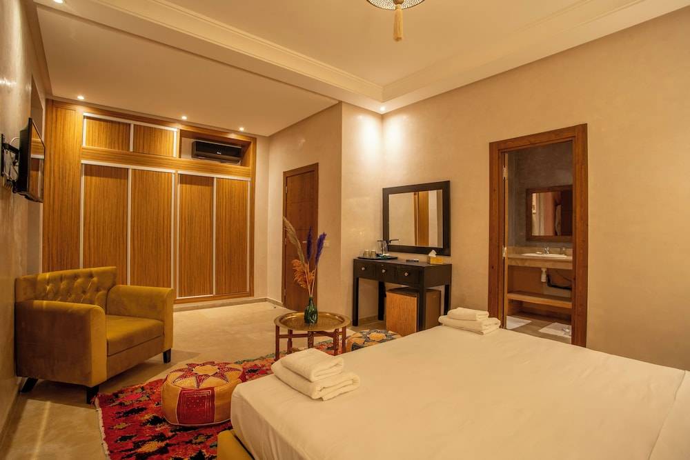 Riad Azia 2