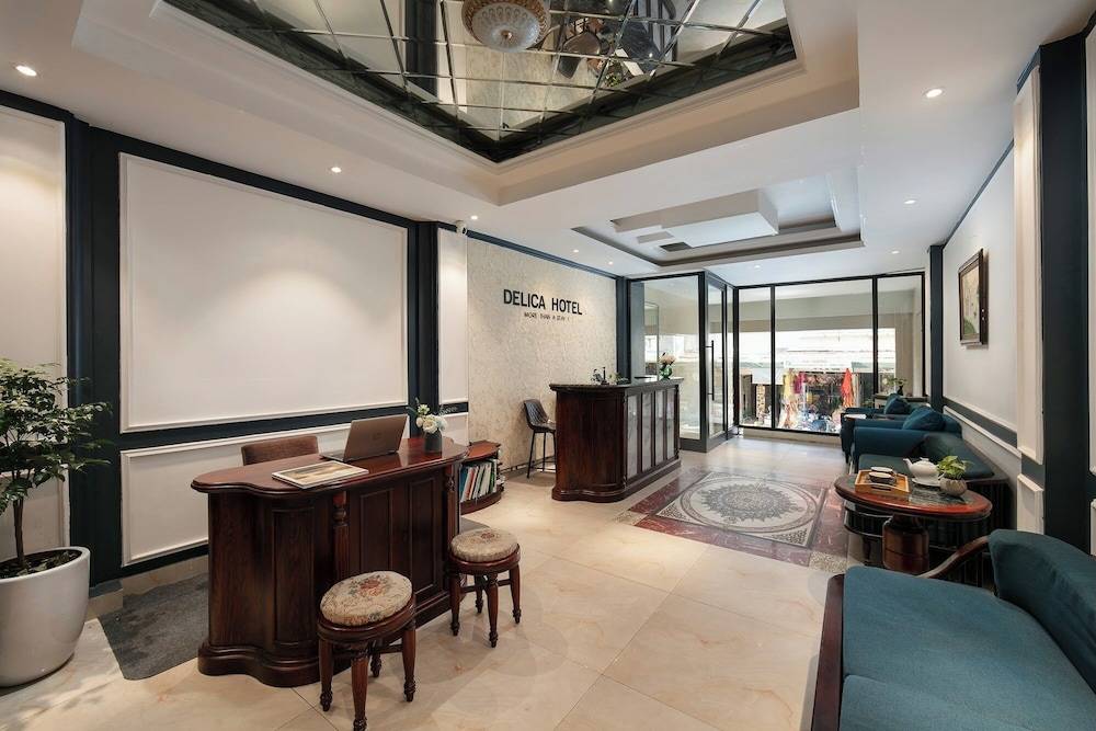 Delica Premium Hotel 2