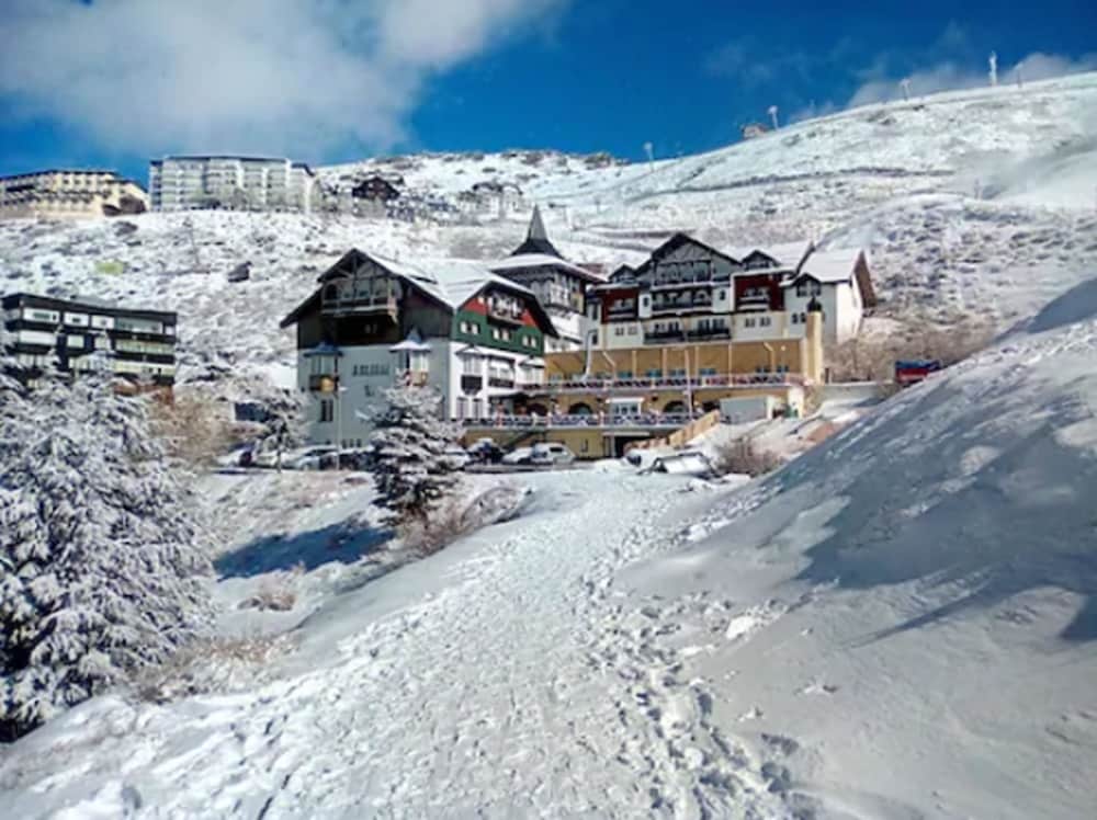 Hotel GHM Monachil 1