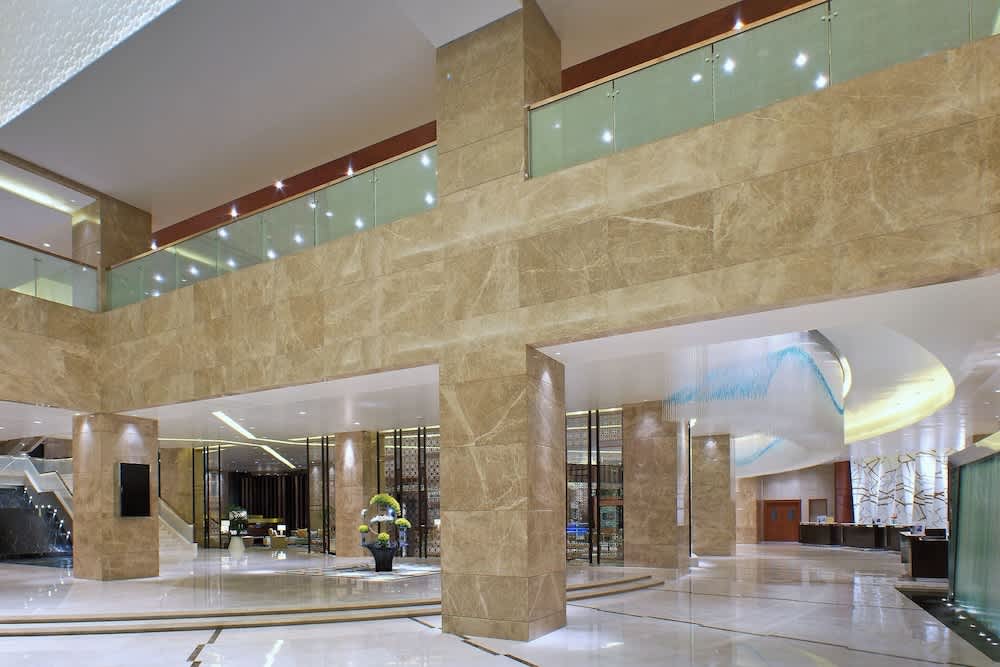Sheraton Grand Bangalore Hotel at Brigade Gateway 2