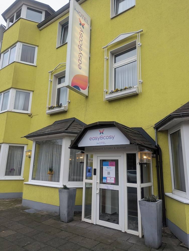 easy&cosy Hotel Moers 1