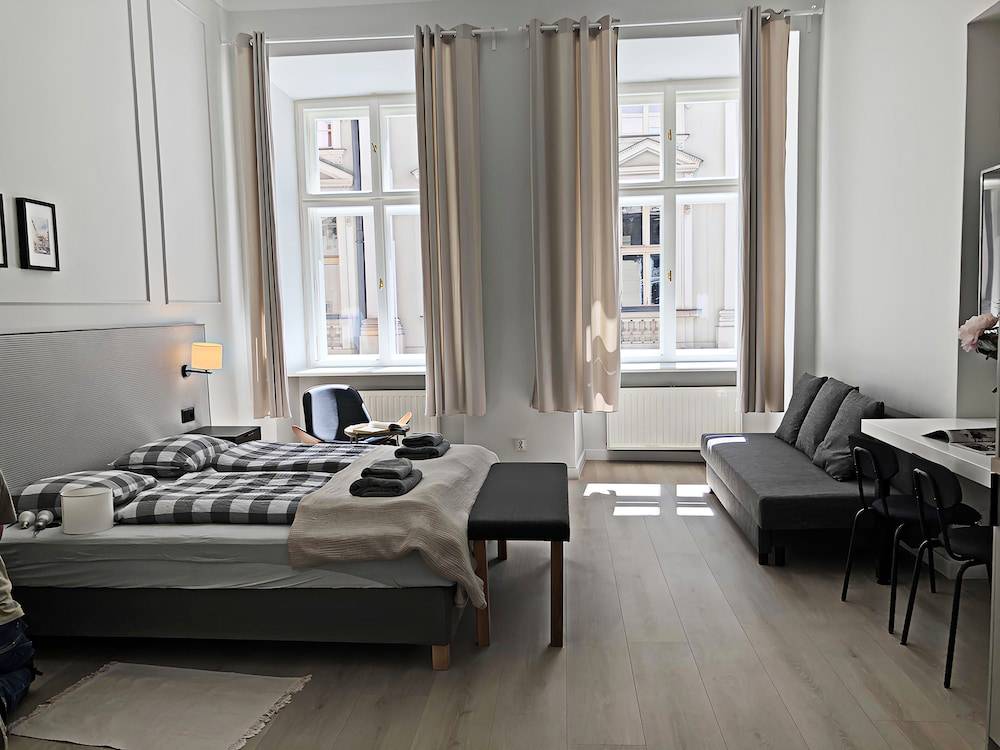 Anny 5 Apartamenty 1