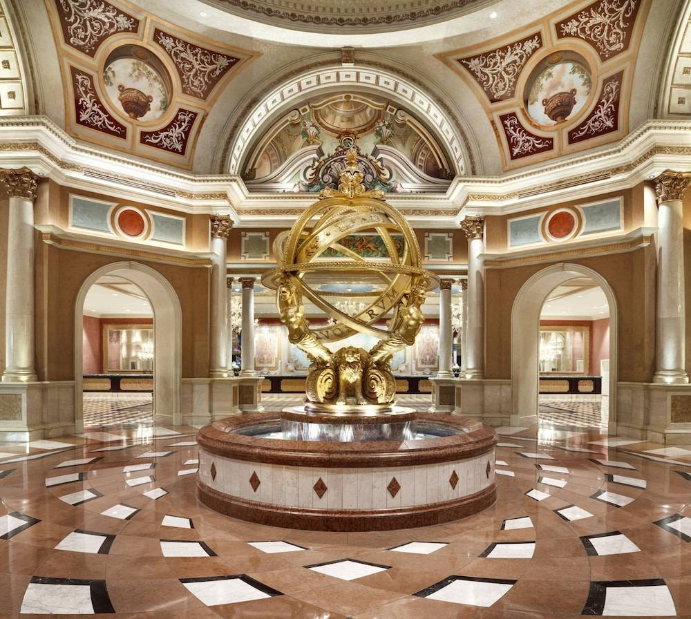 The Venetian Prestige Club Lounge 2