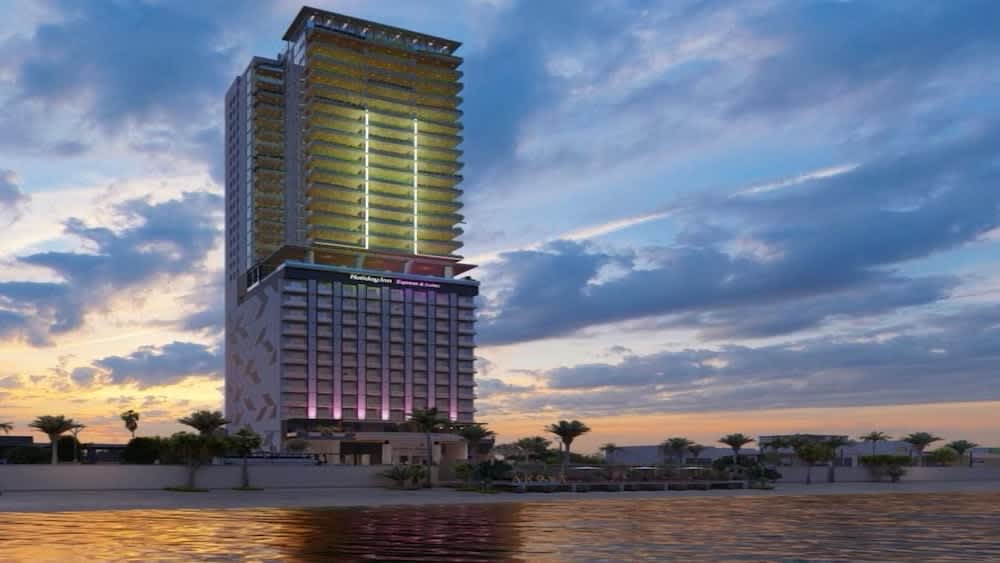 Holiday Inn Express & Suites Mazatlan by IHG 1