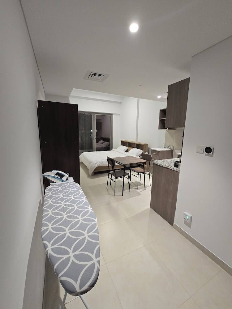 Oshare Modern Living 1