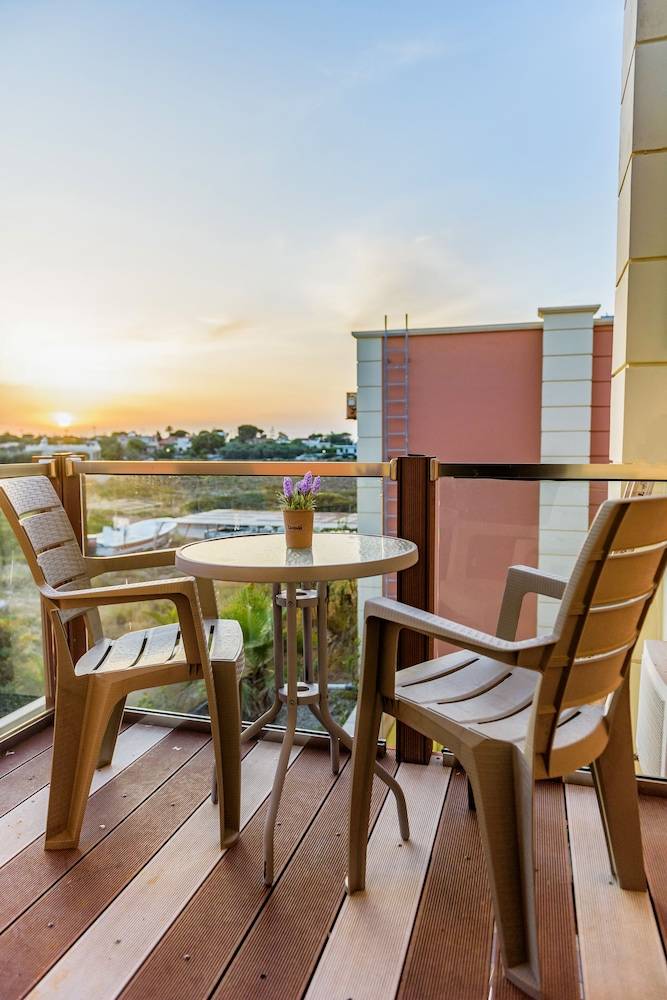 Stavros Kallia Apartment with sea view 1