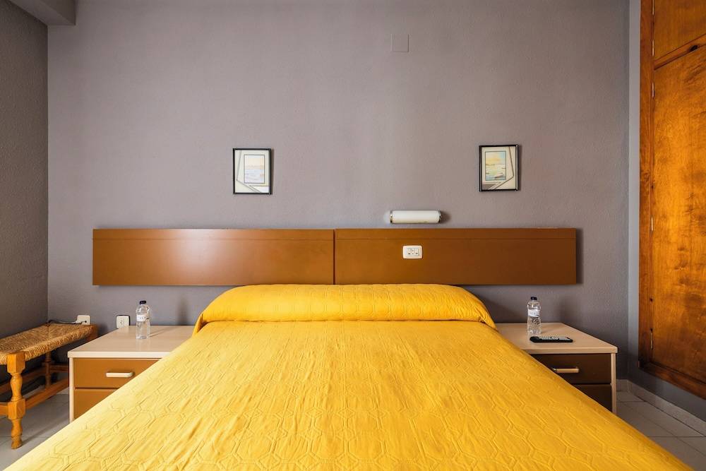 HOSTAL LOS VALLES 1