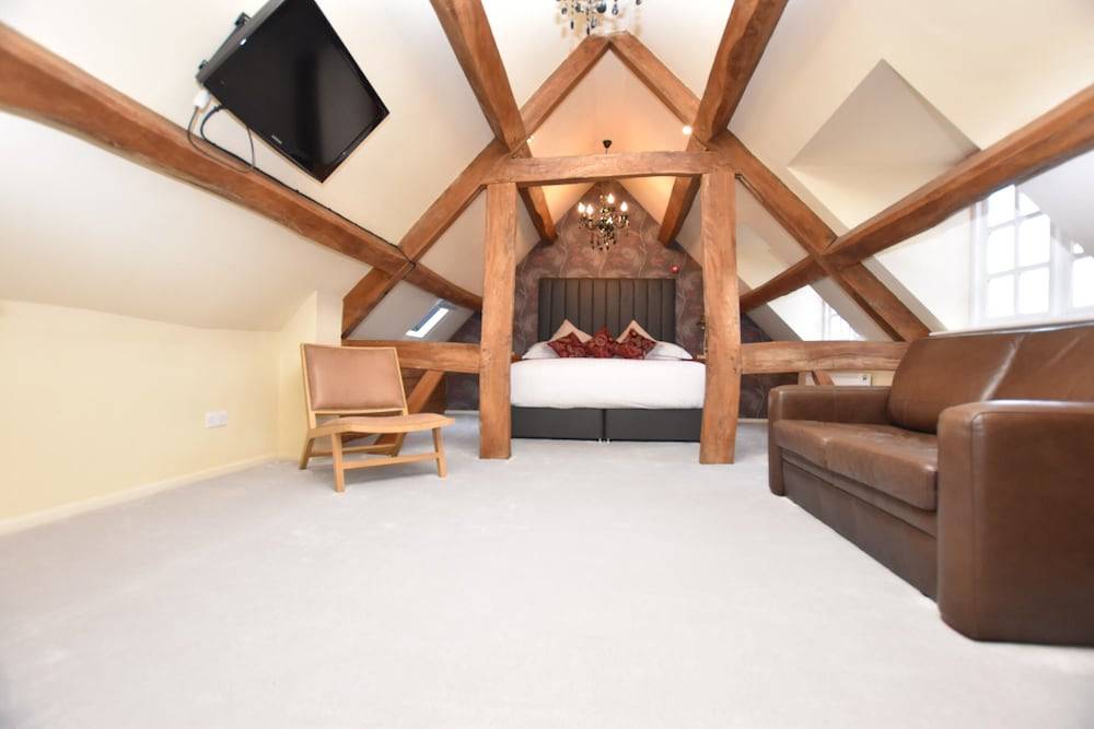 The Halford Bridge Inn 2